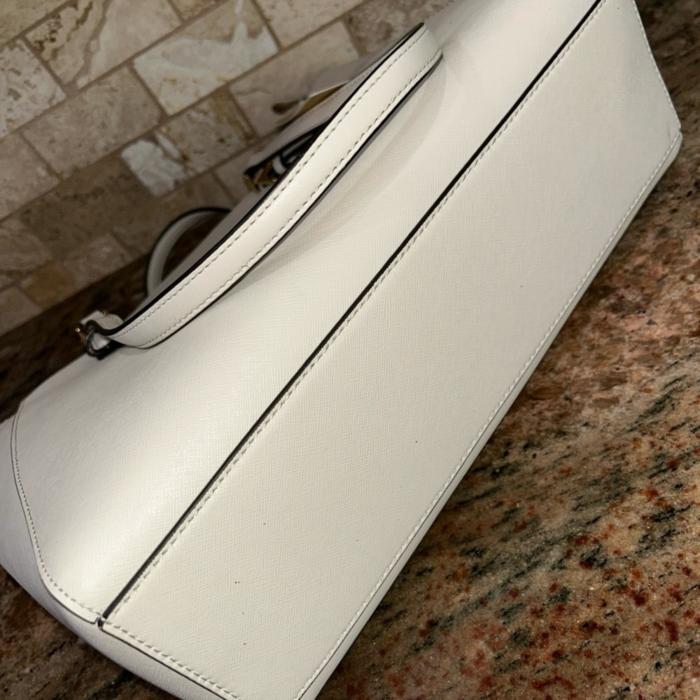 Michael Kors White Tote Bag - Picture 6 of 8